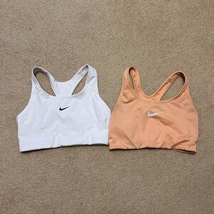 Nike sports bra size small